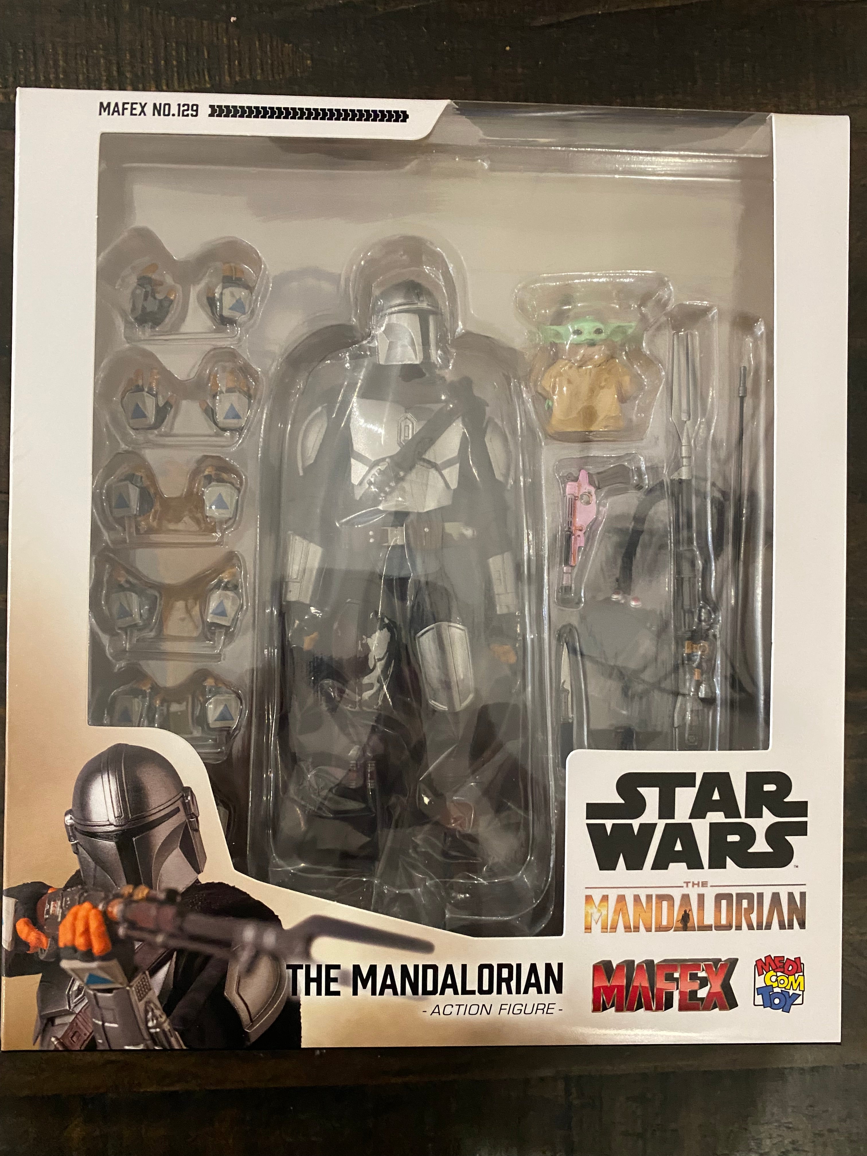 INSTOCK MAFEX MANDALORIAN #129 – Zed Collectibles