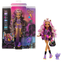 Load image into Gallery viewer, INSTOCK Monster High Clawdeen Wolf Doll