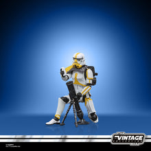Load image into Gallery viewer, INSTOCK Star Wars Vintage Artillery Stormtrooper
