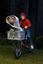 Load image into Gallery viewer, INSTOCK NECA ULTIMATES ET 40TH ANNIVERSARY ELLIOTT & ET ON BIKE 7IN ACTION FIGURE