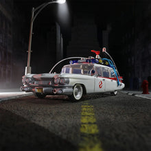 Load image into Gallery viewer, INSTOCK Ghostbusters Plasma Series Ecto-1 (1984) Vehicle
