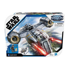 Load image into Gallery viewer, INSTOCK Star Wars Mission Fleet The Mandalorian The Child Razor Crest Outer Rim Run Deluxe Vehicle with 2.5-Inch-Scale Figure
