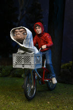 Load image into Gallery viewer, INSTOCK NECA ULTIMATES ET 40TH ANNIVERSARY ELLIOTT &amp; ET ON BIKE 7IN ACTION FIGURE
