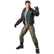 Load image into Gallery viewer, INSTOCK The Terminator T-800 MAFEX Action Figure
