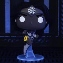 Load image into Gallery viewer, INSTOCK Wonder Woman 80th Anniversary White Lantern Glow-in-the-Dark Pop! Vinyl Figure - Entertainment Earth Exclusive
